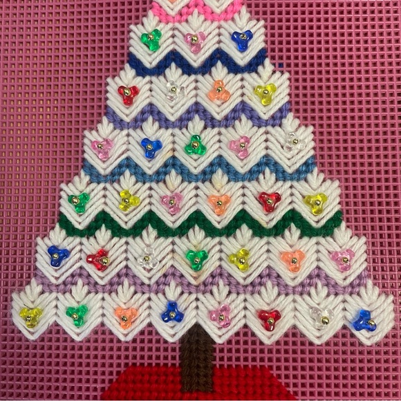 Vintage Knitted Wall Tree - Picture 4 of 7